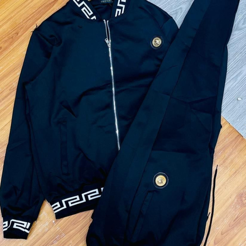 Complet jogging versace