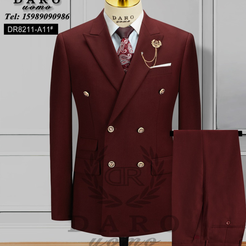 Costume