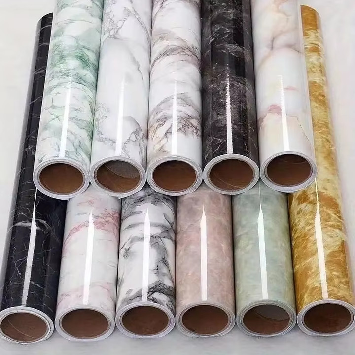 Papier peint 9,5 mètres de longueur et 53 cm pour la largeur