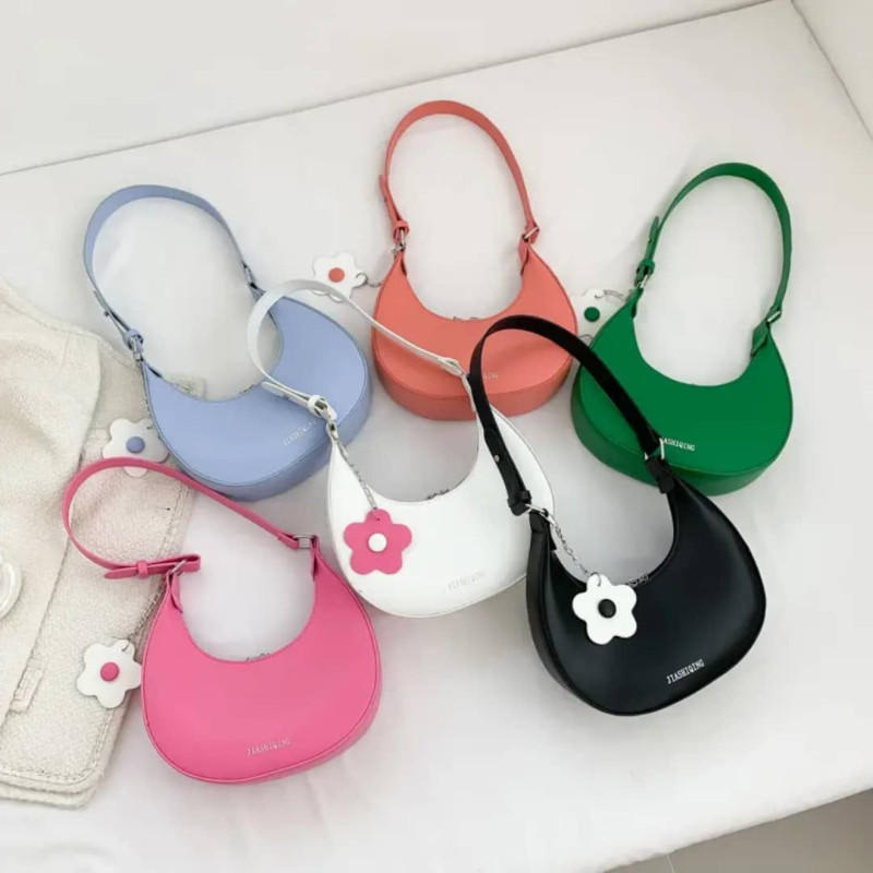 Sac en main