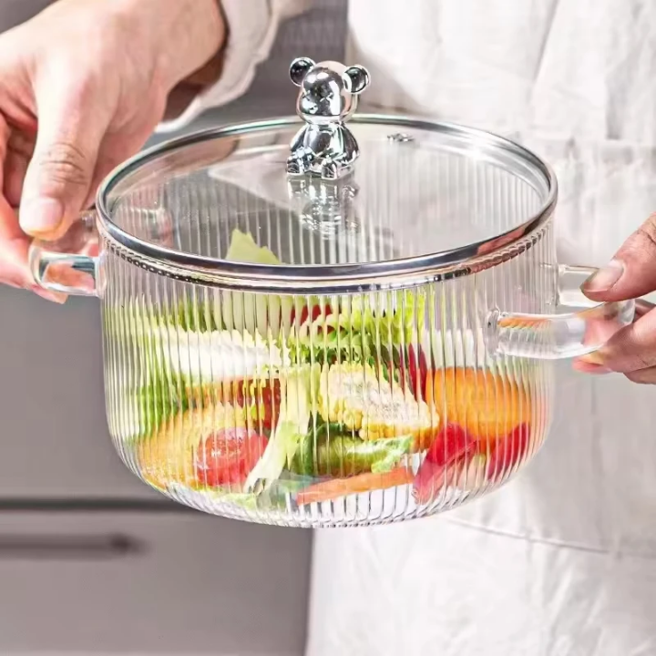Casserole en crystal