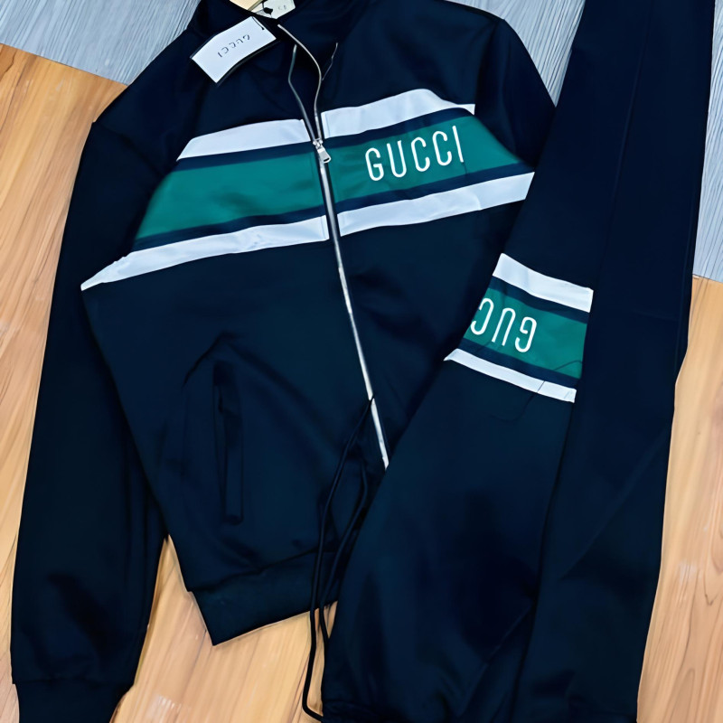 Complet jogging gucci