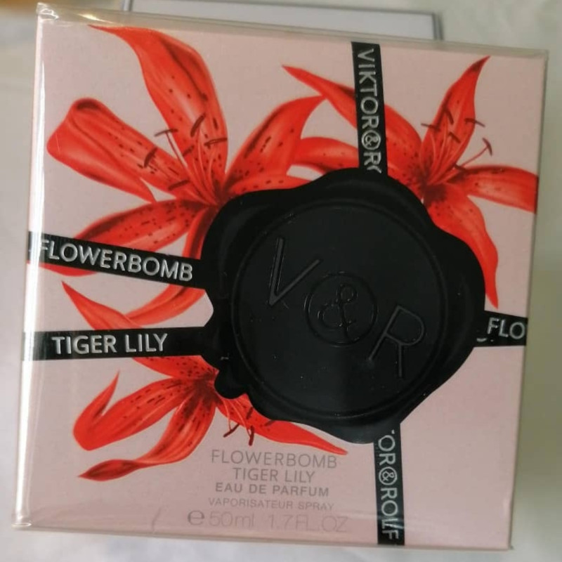 Flowers Bomb Tiger Lyly