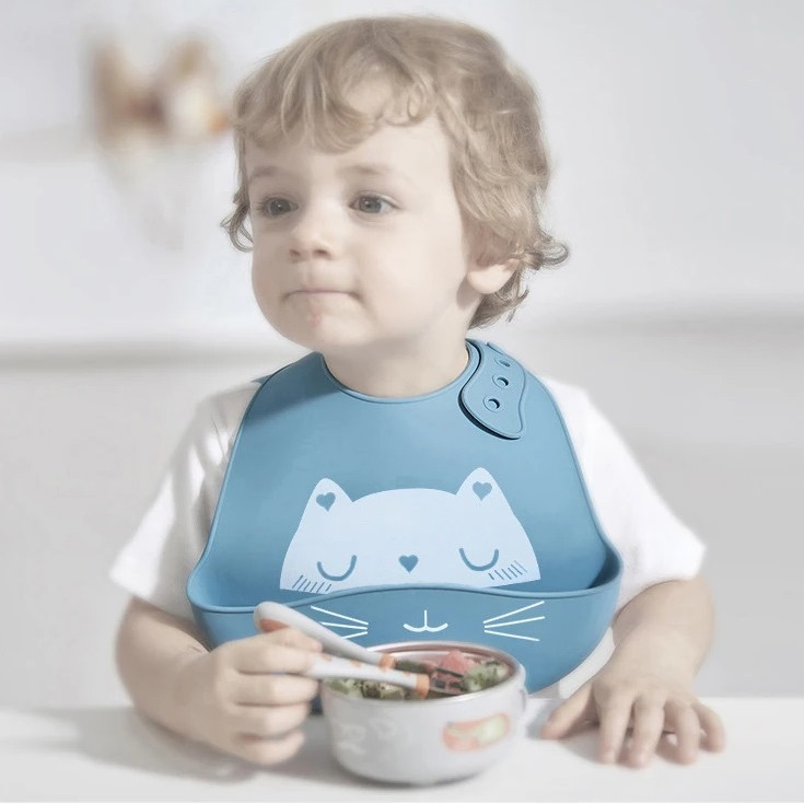 Bavoir en silicone