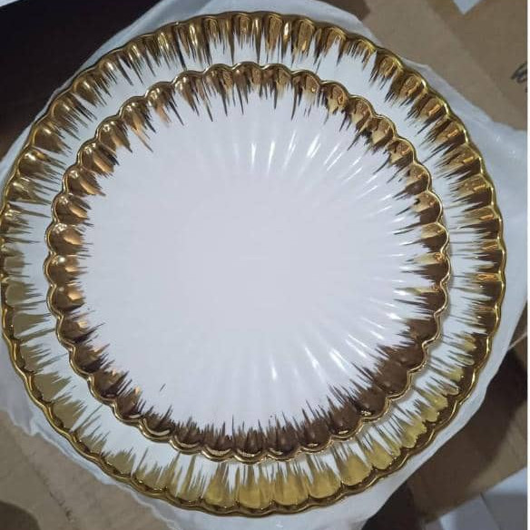 Assiettes en céramique