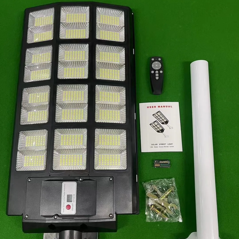 Lampadaire solaire 600W