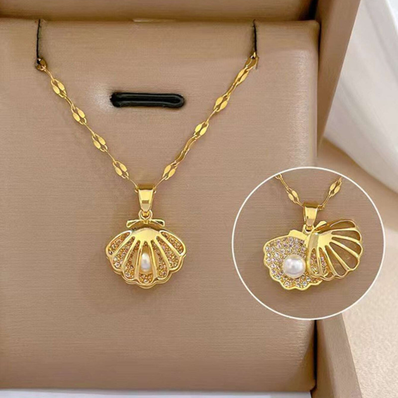 Collier pendentif étoile crystal