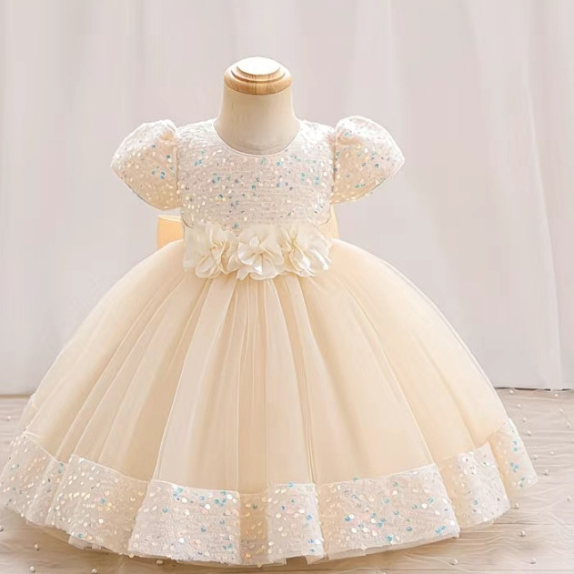 Robe princesse, nouvelle texture à paillette, à manche courte, 1 ans, 3ans, et 5ans.