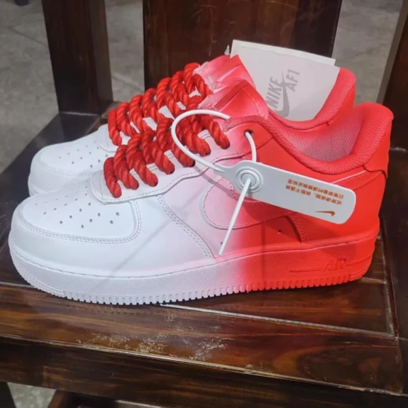 Nike Air Force 1 pour homme couleur blanc/rouge