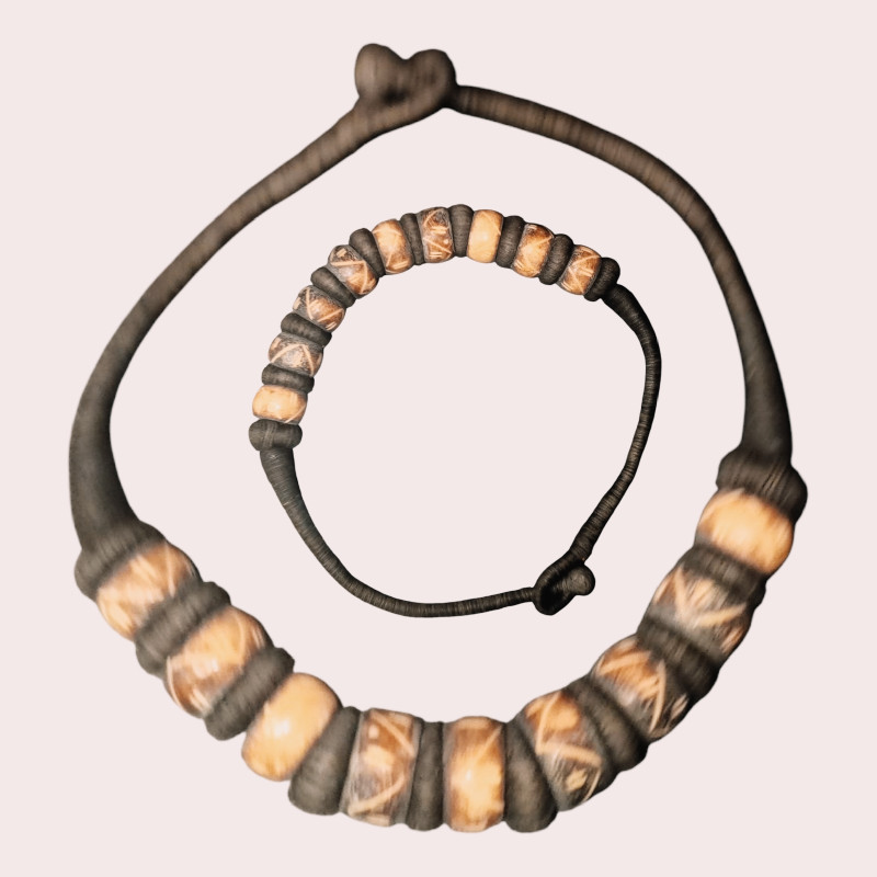 Collier artisanal