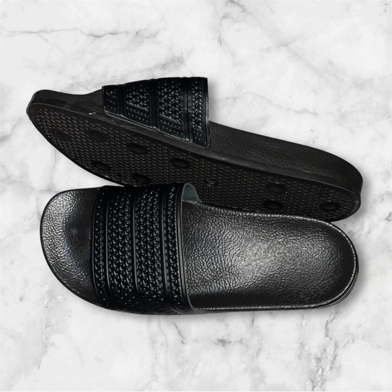 Addidas (Sandale)