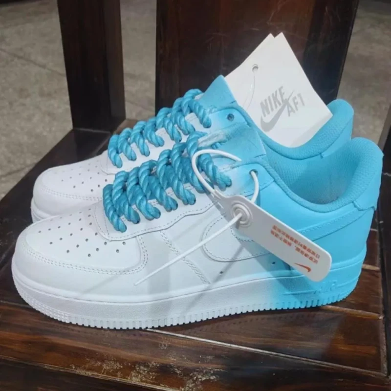Nike Air Force 1 pour homme couleur blanc/rouge