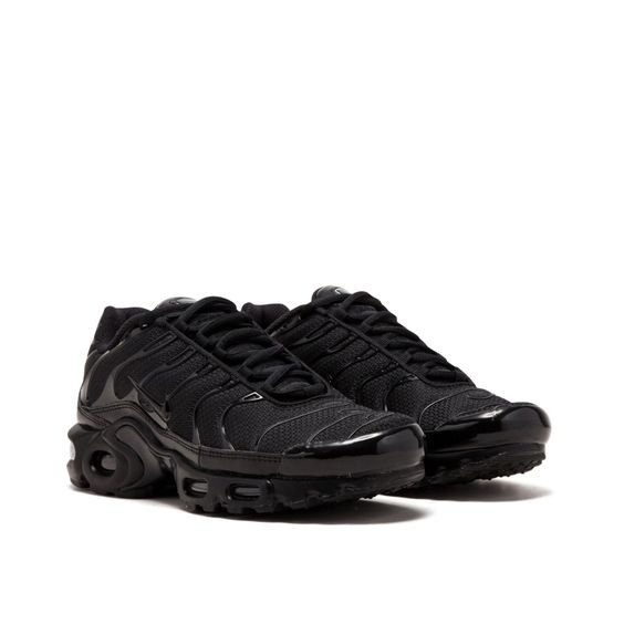 NIKE AIR MAX PLUS Triple Black